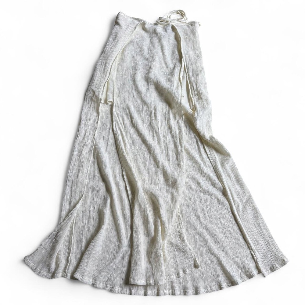 Forever 21 White Flowy Skirt - Size S